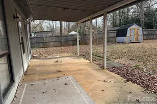 10212 Invershiel Ct, Charlotte, NC 28227 - Photo 12