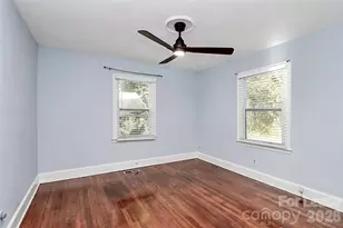 1105 Brookhurst Dr, Charlotte, NC 28205 - Photo 4