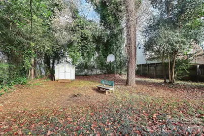 1105 Brookhurst Drive, Charlotte, NC 28205 - Photo 16