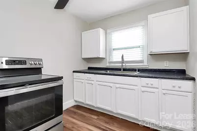 1105 Brookhurst Drive, Charlotte, NC 28205 - Photo 6