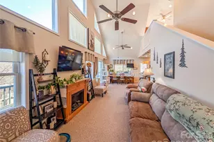 305 Majestic Mountain Dr, Burnsville, NC 28714 - Photo 18