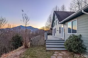 305 Majestic Mountain Dr, Burnsville, NC 28714 - Photo 2