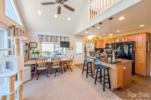 305 Majestic Mountain Dr, Burnsville, NC 28714 - Photo 18