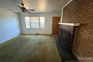 211 Austin St, Albemarle, NC 28001 - Photo 4