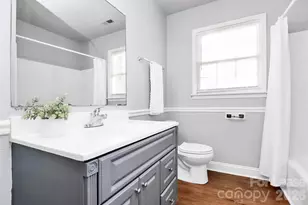 919 Pineborough Rd, Charlotte, NC 28212 - Photo 16