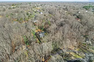 2530 Heritage Cir, Statesville, NC 28625 - Photo 8