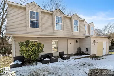 10718 Downpatrick Place, Charlotte, NC 28262 - Photo 2