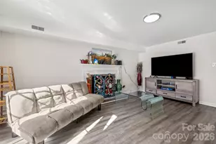 10718 Downpatrick Pl, Charlotte, NC 28262 - Photo 12