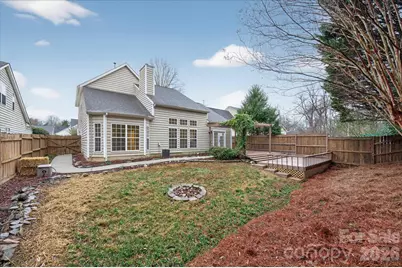 6917 Lenhart Drive, Charlotte, NC 28226 - Photo 6