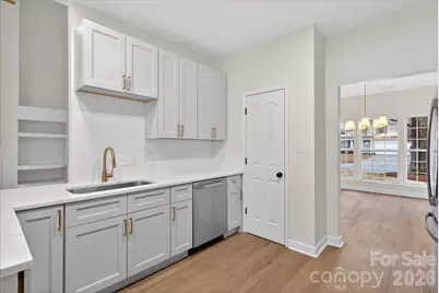 6917 Lenhart Drive, Charlotte, NC 28226 - Photo 14