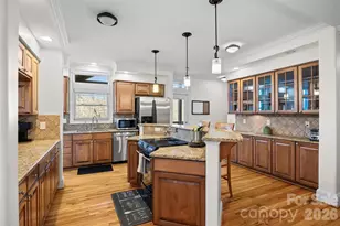 2037 Rocky Stream Rd, York, SC 29745 - Photo 10