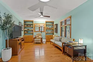 132 Camellia Way, Hendersonville, NC 28739 - Photo 20