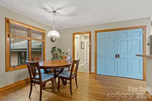 132 Camellia Way, Hendersonville, NC 28739 - Photo 16