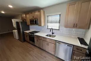 410 N 4th St, Albemarle, NC 28001 - Photo 2