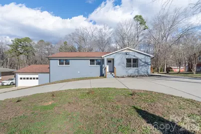 142 Shadowbrook Road, Mount Holly, NC 28120 - Photo 1