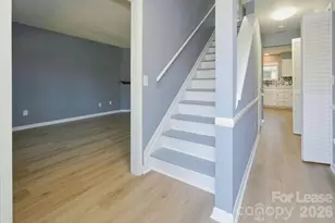 3274 Heathstead Place, Charlotte, NC 28210 - Photo 4