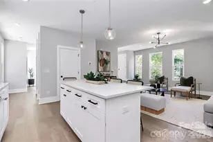 147 S Sycamore St, Charlotte, NC 28202 - Photo 8