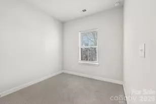 547 Nantahala Dr, Charlotte, NC 28211 - Photo 22