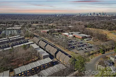 547 Nantahala Drive, Charlotte, NC 28211 - Photo 2