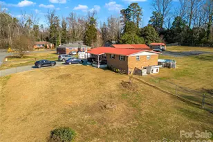 2410 Juniper Dr, Charlotte, NC 28269 - Photo 20