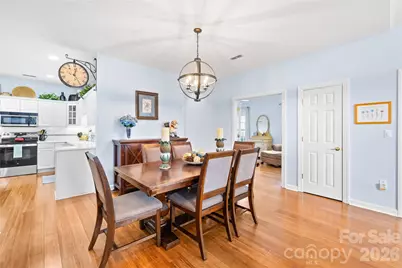 8579 Highland Glen Drive, Charlotte, NC 28269 - Photo 6