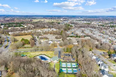 8579 Highland Glen Drive, Charlotte, NC 28269 - Photo 34