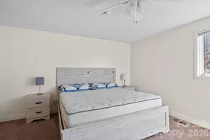 299 Blue Ridge Dr S, Marion, NC 28752 - Photo 12