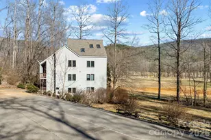 299 Blue Ridge Dr S, Marion, NC 28752 - Photo 2