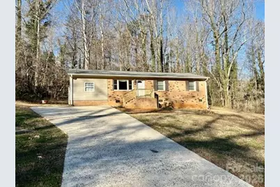 2120 Fallsdale Drive, Gastonia, NC 28052 - Photo 2