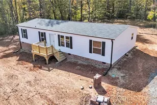 2013 Carl Fox Rd, Taylorsville, NC 28681 - Photo 2