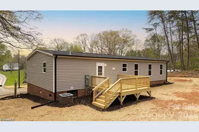 1975 Carl Fox Road, Taylorsville, NC 28681 - Photo 4