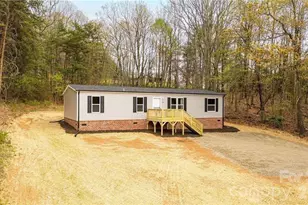 1975 Carl Fox Rd, Taylorsville, NC 28681 - Photo 36