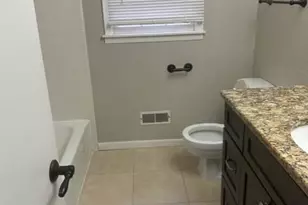 812 Duffy Ct, Matthews, NC 28105 - Photo 2