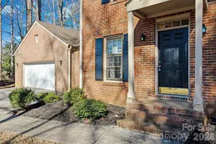 812 Duffy Ct, Matthews, NC 28105 - Photo 2