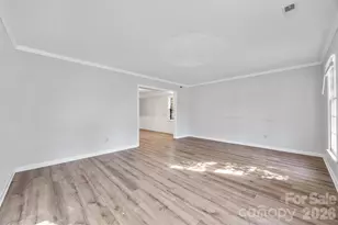 812 Duffy Ct, Matthews, NC 28105 - Photo 4