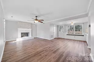 812 Duffy Ct, Matthews, NC 28105 - Photo 12