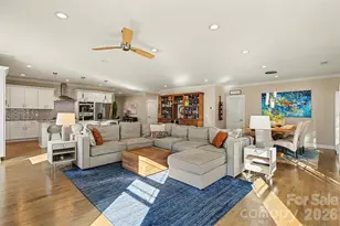 148 N Smallwood Pl, Charlotte, NC 28216 - Photo 4