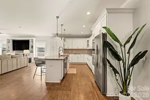 148 N Smallwood Pl, Charlotte, NC 28216 - Photo 10