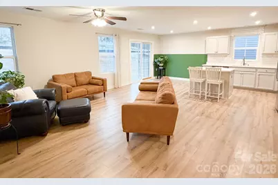 6016 Bellastead Drive, Charlotte, NC 28214 - Photo 4