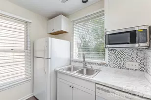 1101 E Morehead St, Charlotte, NC 28204 - Photo 18