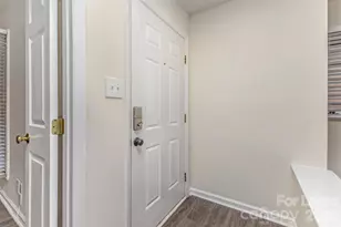 1101 E Morehead St, Charlotte, NC 28204 - Photo 10