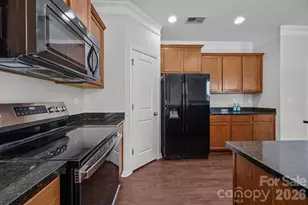 2707 Hunters Moon Lane, Matthews, NC 28105 - Photo 8