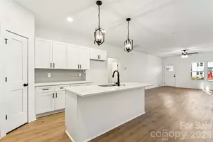 209B N Yadkin Ave N, Spencer, NC 28159 - Photo 10