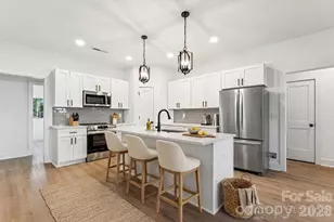 209B N Yadkin Ave N, Spencer, NC 28159 - Photo 4