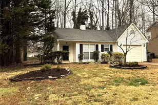 7824 Pelican Ct, Charlotte, NC 28227 - Photo 2