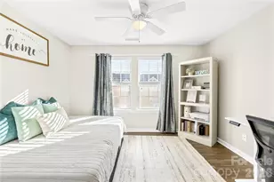 5609 Stonewells Dr, Charlotte, NC 28278 - Photo 22