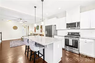 5609 Stonewells Dr, Charlotte, NC 28278 - Photo 12