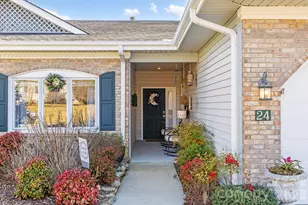 24 Country Meadows Ln, Hendersonville, NC 28792 - Photo 2