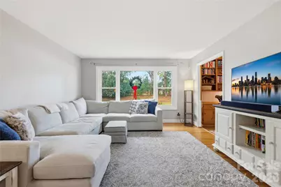 6814 Starcrest Drive, Charlotte, NC 28210 - Photo 8