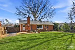 6814 Starcrest Dr, Charlotte, NC 28210 - Photo 16